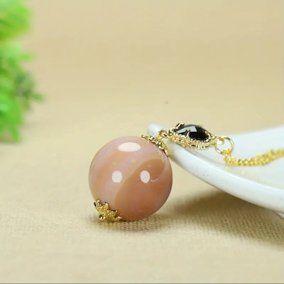 Elegant & Unique Natural Jade Necklace Clavicle Chain Bead Pendant - Picture 3 of 7